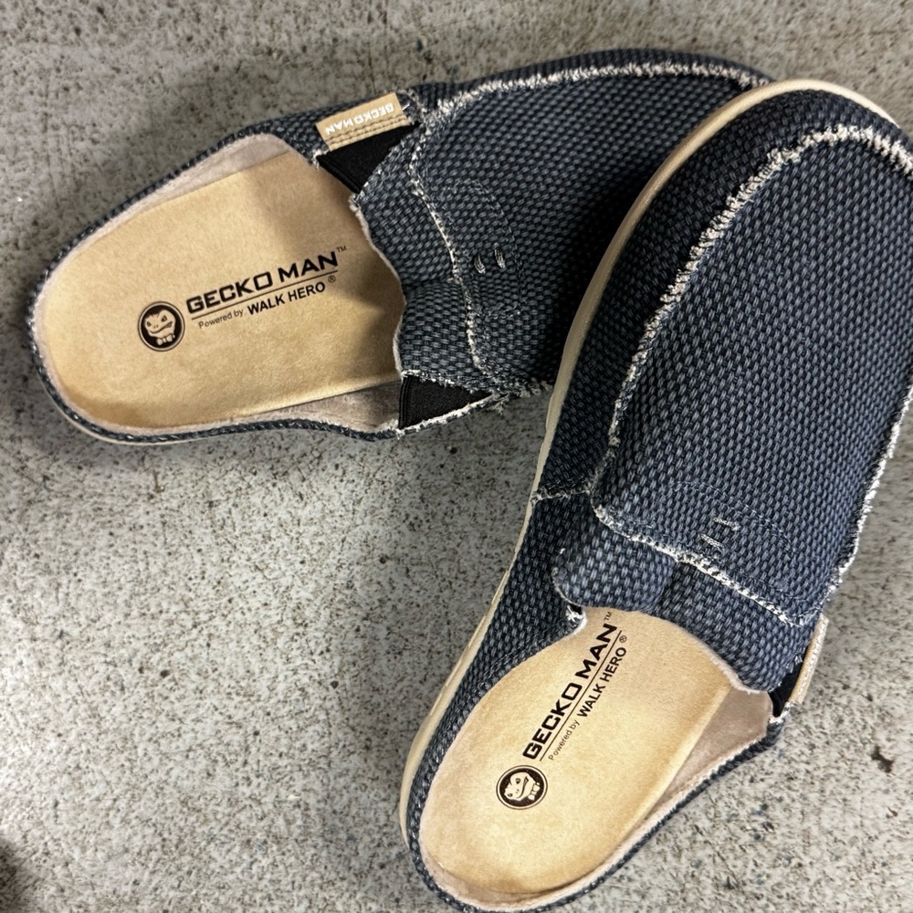 Gecko Man Walk Hero Shoes for Men sz 9.5 Navy